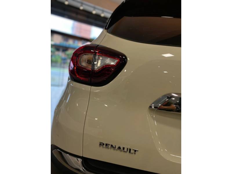 RENAULT - CAPTUR - 2019/2019 - Branca - R$ 81.900,00
