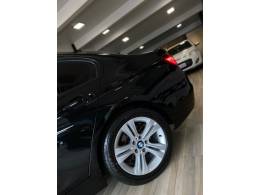 BMW - 320I - 2017/2018 - Preta - R$ 140.000,00