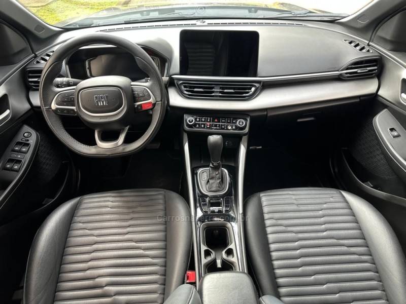 FIAT - FASTBACK - 2023/2023 - Cinza - R$ 117.900,00