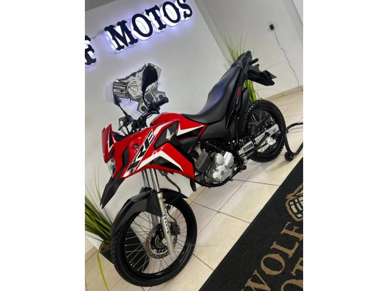 HONDA - XRE 300 - 2021/2022 - Vermelha - R$ 30.900,00