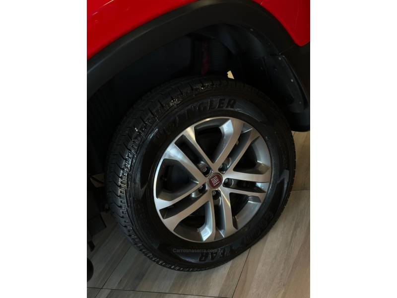 FIAT - TORO - 2019/2020 - Vermelha - R$ 108.900,00