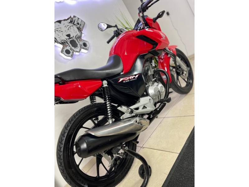 HONDA - CG 160 - 2022/2022 - Vermelha - R$ 17.900,00