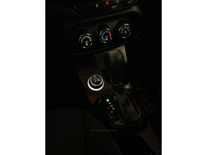 FIAT - TORO - 2019/2020 - Vermelha - R$ 108.900,00