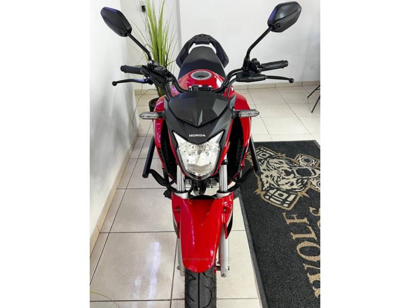 HONDA - CB 250F TWISTER - 2021/2021 - Vermelha - R$ 21.900,00