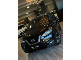 NISSAN - KICKS - 2018/2019 - Preta - R$ 90.900,00