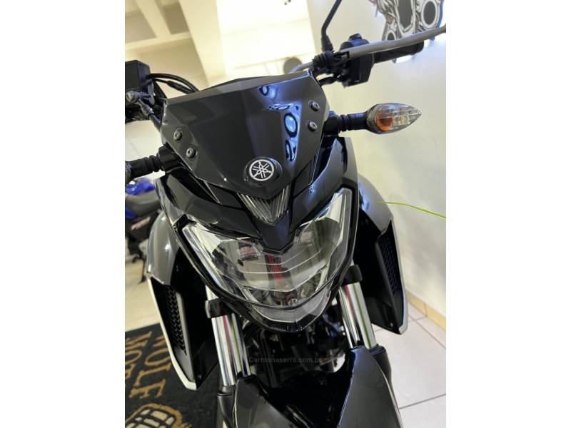 YAMAHA - FAZER - 2019/2019 - Preta - R$ 19.900,00