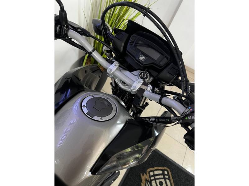 HONDA - NXR 160 - 2022/2023 - Preta - R$ 21.900,00