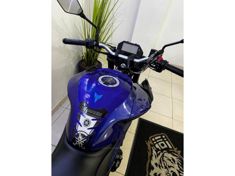 YAMAHA - MT - 2023/2024 - Azul - R$ 33.900,00
