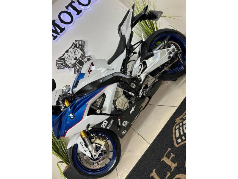 BMW - S 1000 - 2015/2016 - Branca - R$ 74.900,00