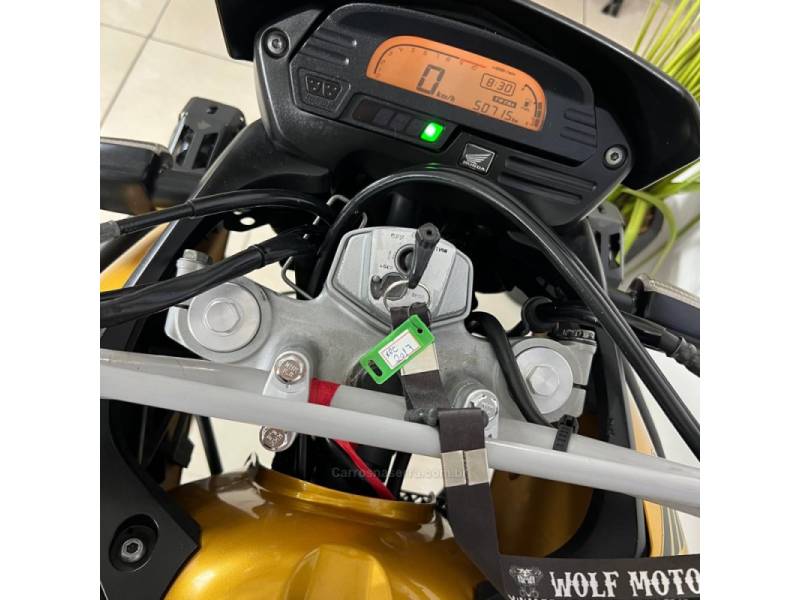 HONDA - XRE 300 - 2011/2011 - Amarela - R$ 18.900,00