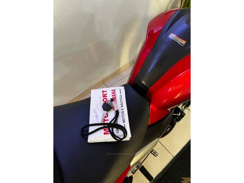 YAMAHA - FAZER - 2019/2020 - Vermelha - R$ 20.900,00