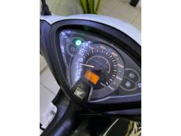 HONDA - BIZ 125 - 2014/2014 - Branca - R$ 12.900,00