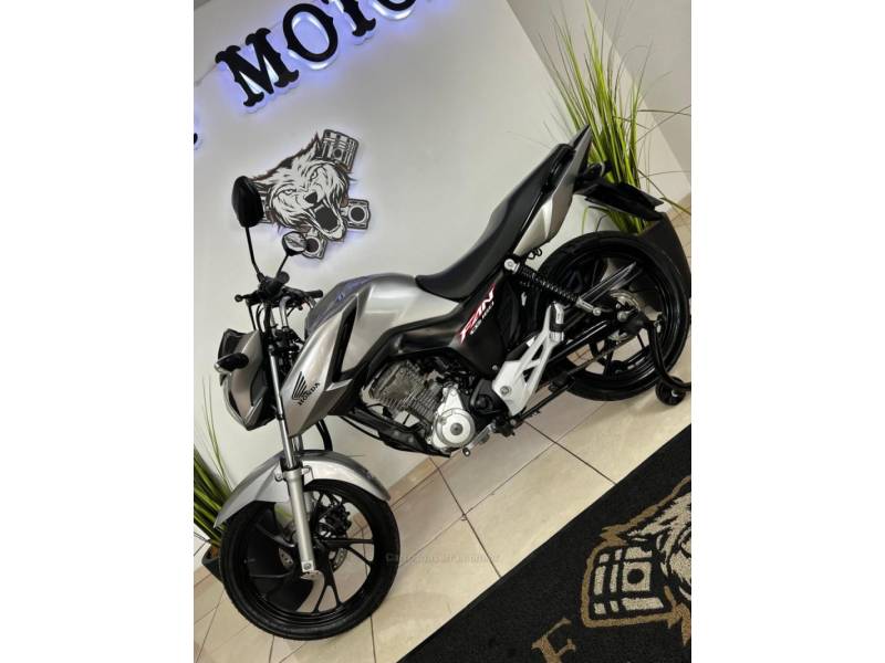 HONDA - CG 160 - 2023/2023 - Prata - R$ 18.900,00
