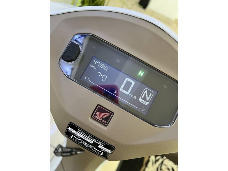 HONDA - BIZ 125 - 2025/2025 - Branca - R$ 18.900,00