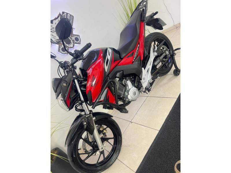 HONDA - CB 250F TWISTER - 2019/2019 - Vermelha - R$ 19.900,00
