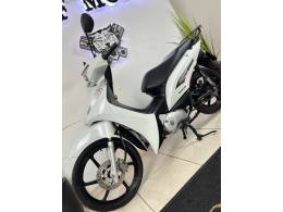 HONDA - BIZ 125 - 2013/2013 - Branca - R$ 12.900,00