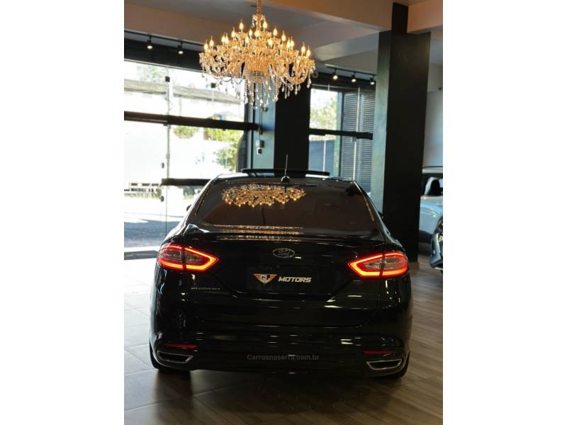 FORD - FUSION - 2013/2013 - Preta - R$ 76.900,00