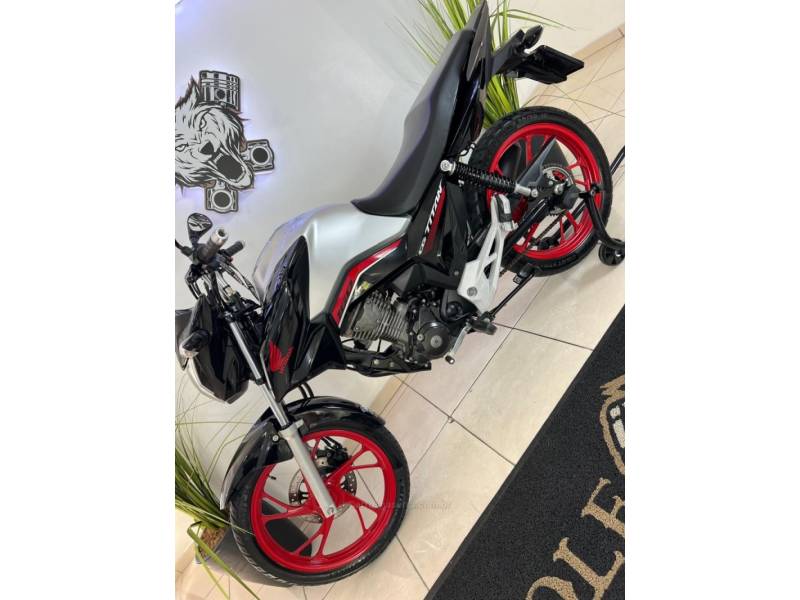 HONDA - CG 160 - 2022/2023 - Prata - R$ 19.900,00