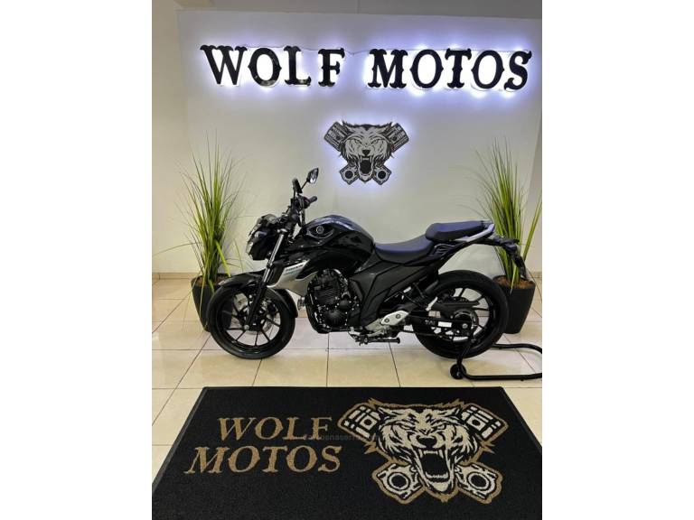 YAMAHA - FAZER - 2019/2019 - Preta - R$ 19.900,00