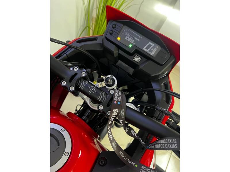 HONDA - XRE 300 - 2021/2022 - Vermelha - R$ 30.900,00