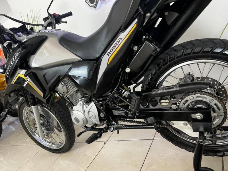 HONDA - NXR 160 - 2022/2023 - Preta - R$ 21.900,00