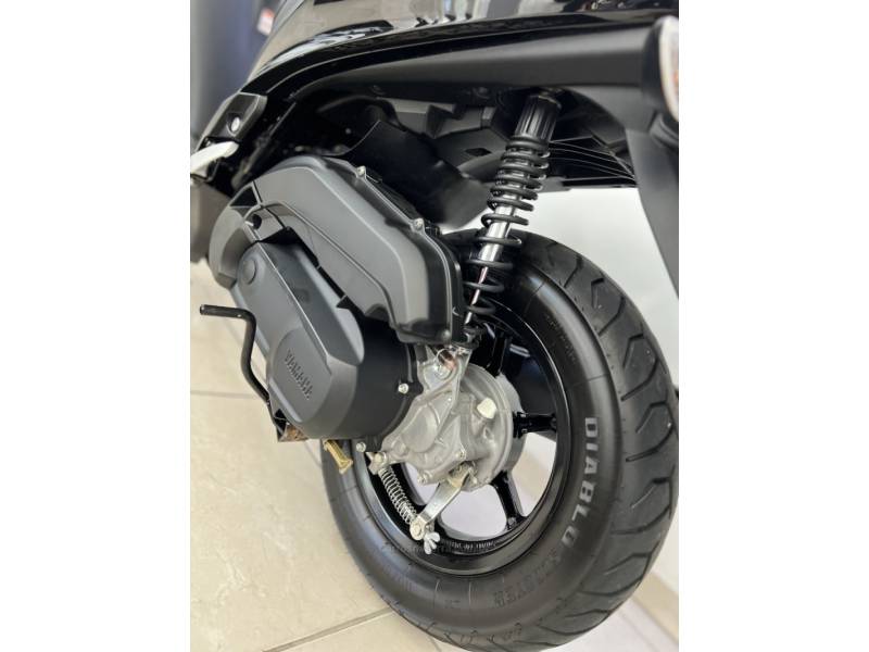 YAMAHA - FLUO 125 ABS - 2023/2024 - Preta - R$ 14.900,00