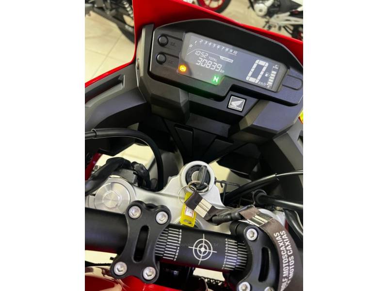 HONDA - XRE 300 - 2021/2022 - Vermelha - R$ 30.900,00