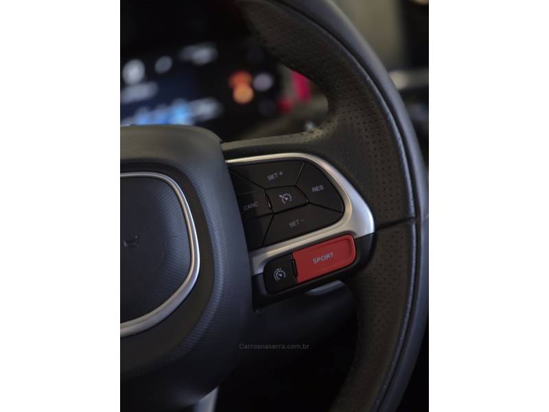 FIAT - FASTBACK - 2023/2023 - Cinza - R$ 113.900,00