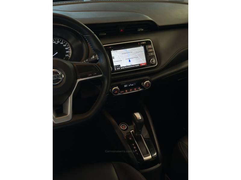 NISSAN - KICKS - 2018/2019 - Preta - R$ 90.900,00