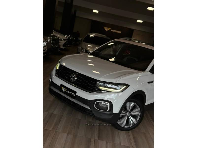 VOLKSWAGEN - T-CROSS - 2019/2020 - Branca - R$ 114.900,00