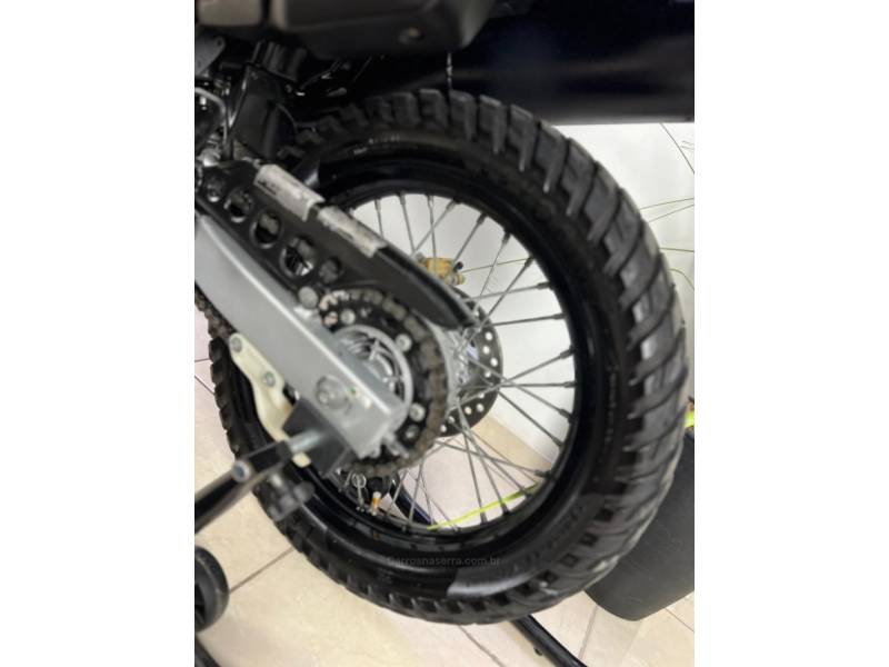 HONDA - XRE 300 - 2018/2018 - Cinza - R$ 24.900,00