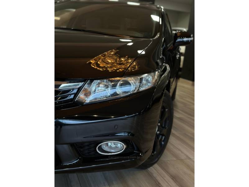 HONDA - CIVIC - 2012/2013 - Preta - R$ 80.900,00