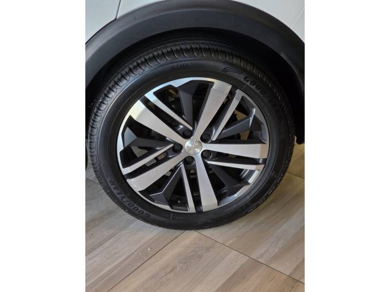 PEUGEOT - 3008 - 2018/2019 - Branca - R$ 114.900,00