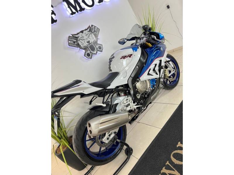 BMW - S 1000 - 2015/2016 - Branca - R$ 74.900,00