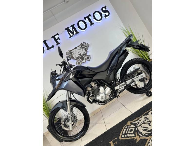 HONDA - XRE 300 - 2022/2023 - Cinza - R$ 31.900,00