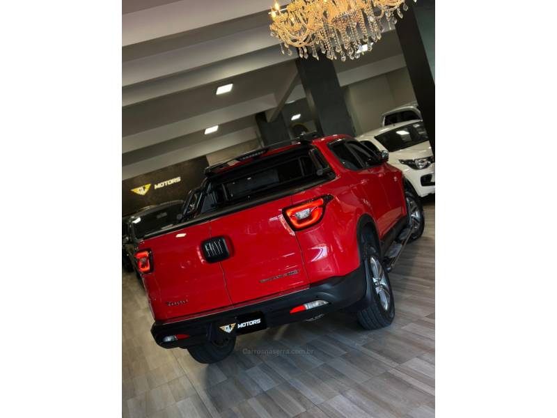 FIAT - TORO - 2019/2020 - Vermelha - R$ 108.900,00