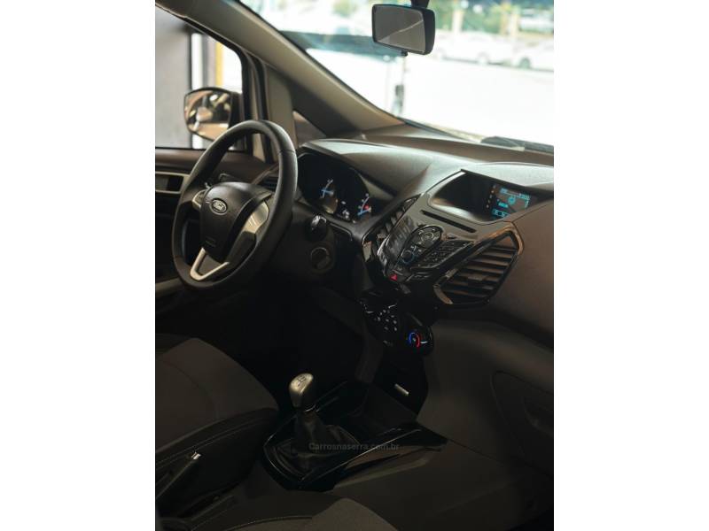 FORD - ECOSPORT - 2013/2014 - Branca - R$ 58.900,00