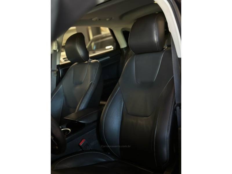 FORD - FUSION - 2013/2013 - Preta - R$ 76.900,00