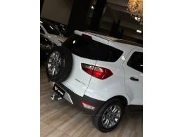 FORD - ECOSPORT - 2013/2014 - Branca - R$ 58.900,00