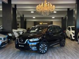 NISSAN - KICKS - 2018/2019 - Preta - R$ 90.900,00