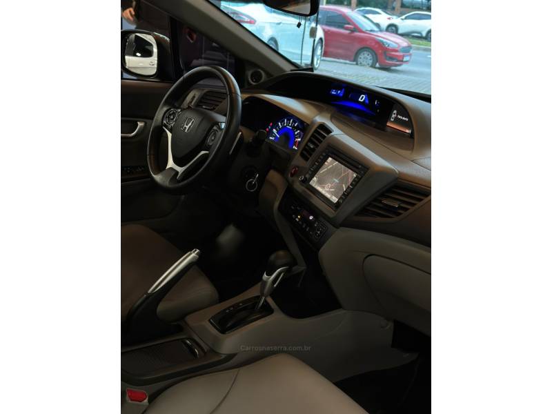 HONDA - CIVIC - 2012/2013 - Preta - R$ 80.900,00
