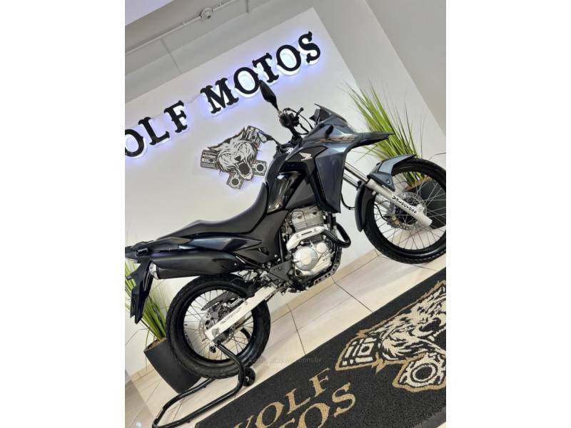 HONDA - XRE 300 - 2022/2023 - Cinza - R$ 31.900,00
