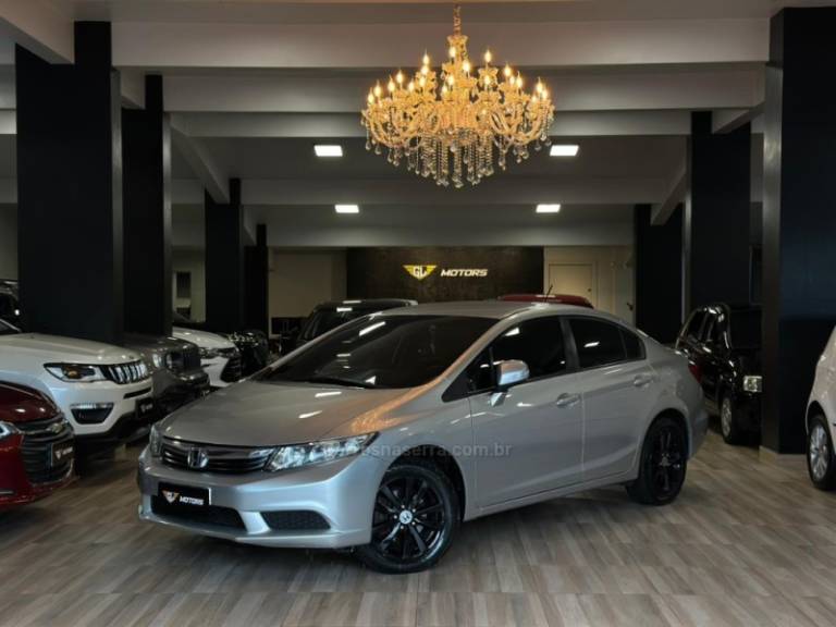 HONDA - CIVIC - 2012/2012 - Prata - R$ 65.900,00