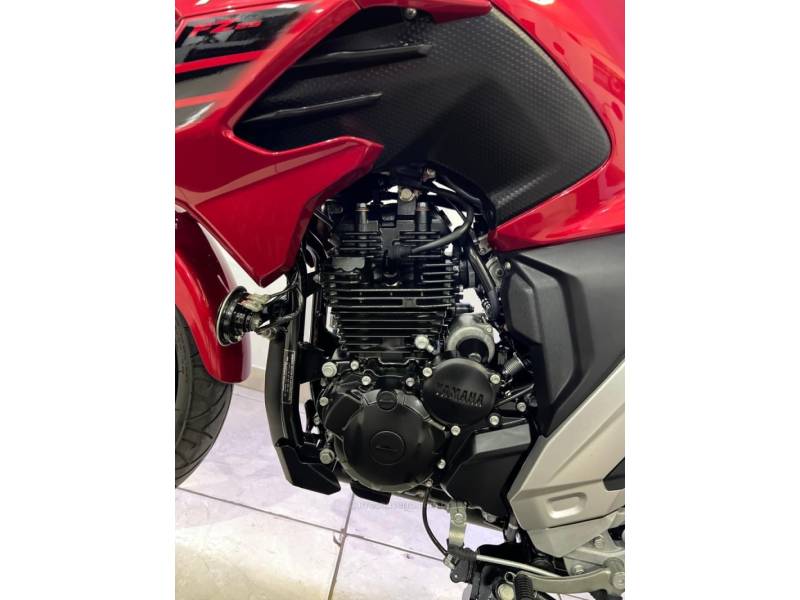 YAMAHA - FAZER - 2022/2022 - Vermelha - R$ 22.900,00