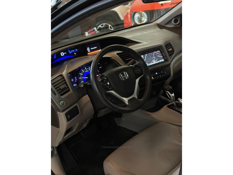 HONDA - CIVIC - 2012/2013 - Preta - R$ 80.900,00