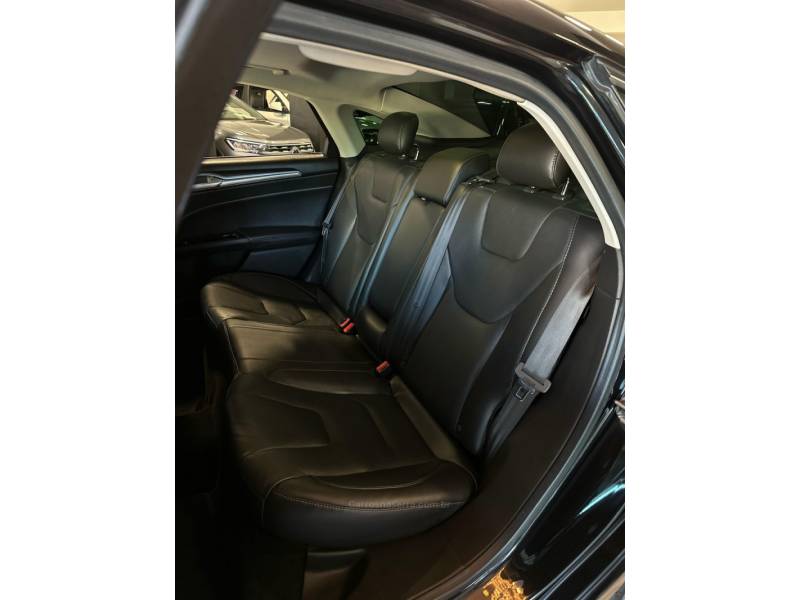 FORD - FUSION - 2013/2013 - Preta - R$ 76.900,00