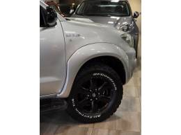 TOYOTA - HILUX SW4 - 2008/2009 - Prata - R$ 119.900,00