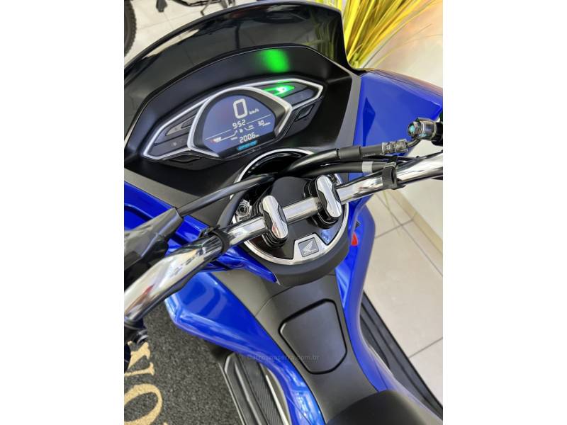 HONDA - PCX - 2021/2022 - Azul - R$ 18.900,00