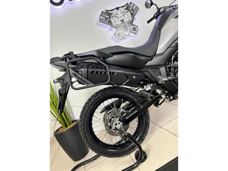 HONDA - SAHARA 300 ABS FLEX - 2024/2024 - Cinza - R$ 32.900,00