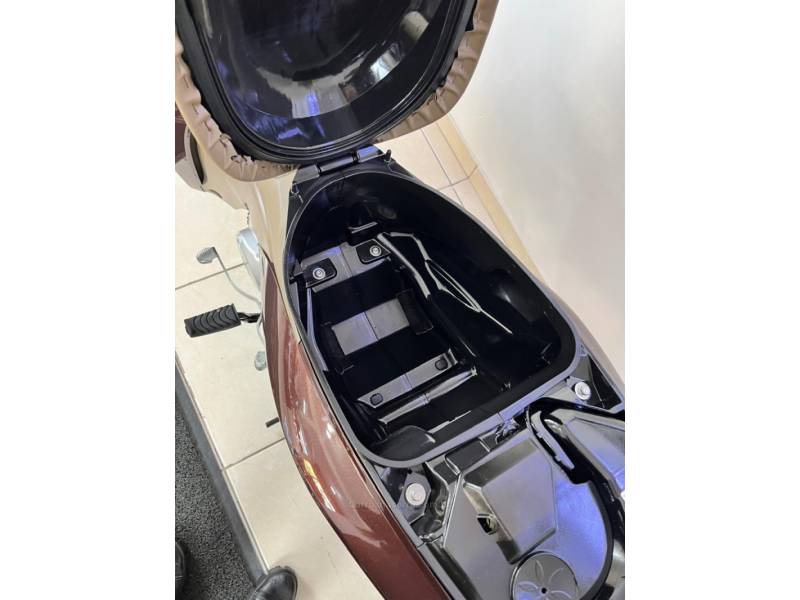HONDA - BIZ 125 - 2021/2021 - Marrom - R$ 15.900,00